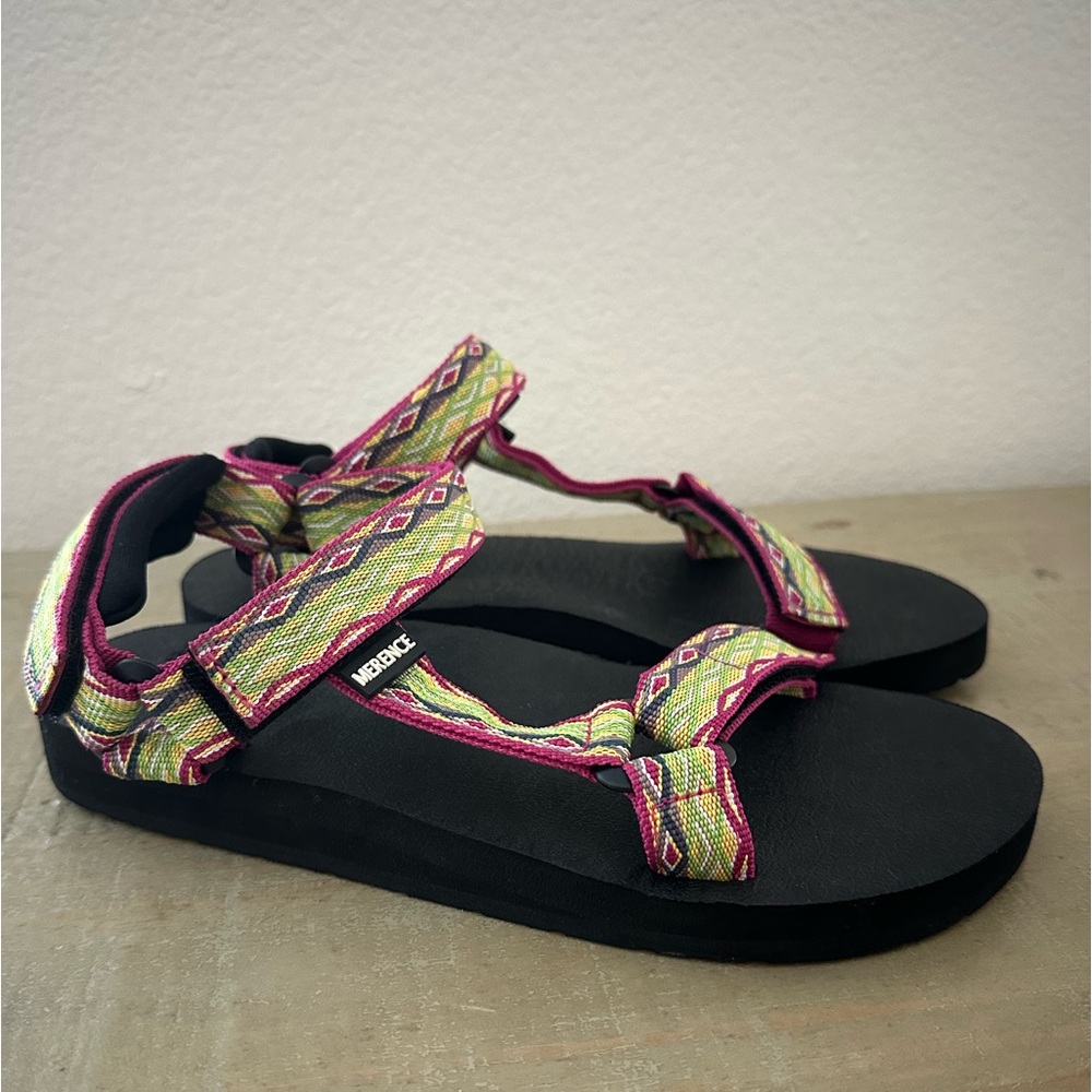 MERENCE women’s Size‎ 9  multicolor sandals
